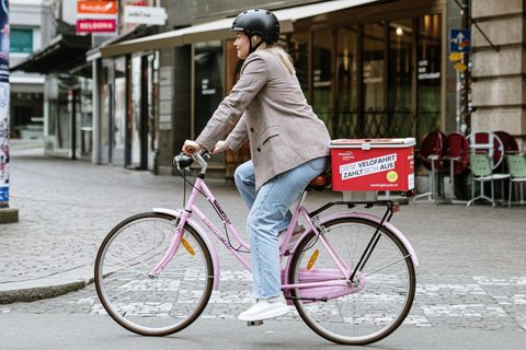 Nous cherchons des cyclistes pour promouvoir des campagnes publicitaires à Ge...